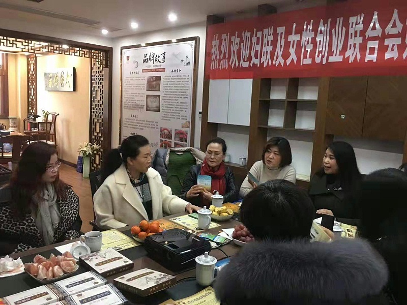 金铠甲传承人讲述金铠甲发展历程