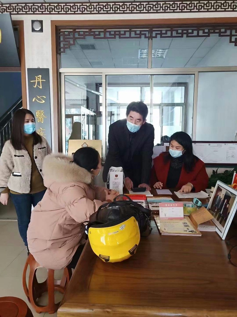 金铠甲腰椎病患者